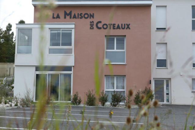 Vue extérieur institut de beauté Peignoir & Kimono à Vigoulet Auzil